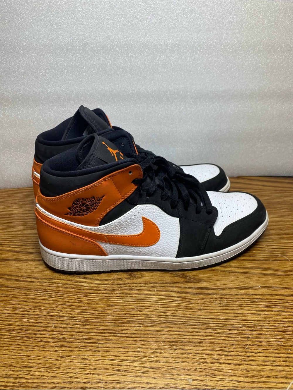 Nike Air Jordan 1 Mid Shattered Backboard 554724-058 Men’s Size 13